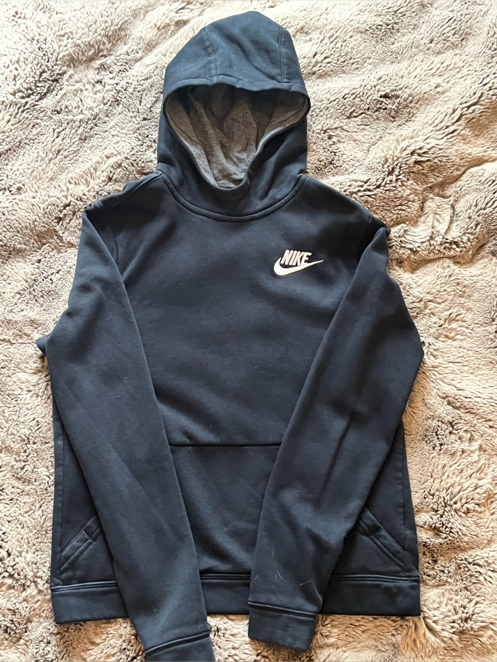 Nike boys XL Black Hooded Sweatshirt